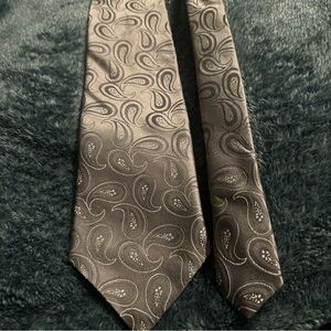 Jones New York Paisley Men’s Neck Tie